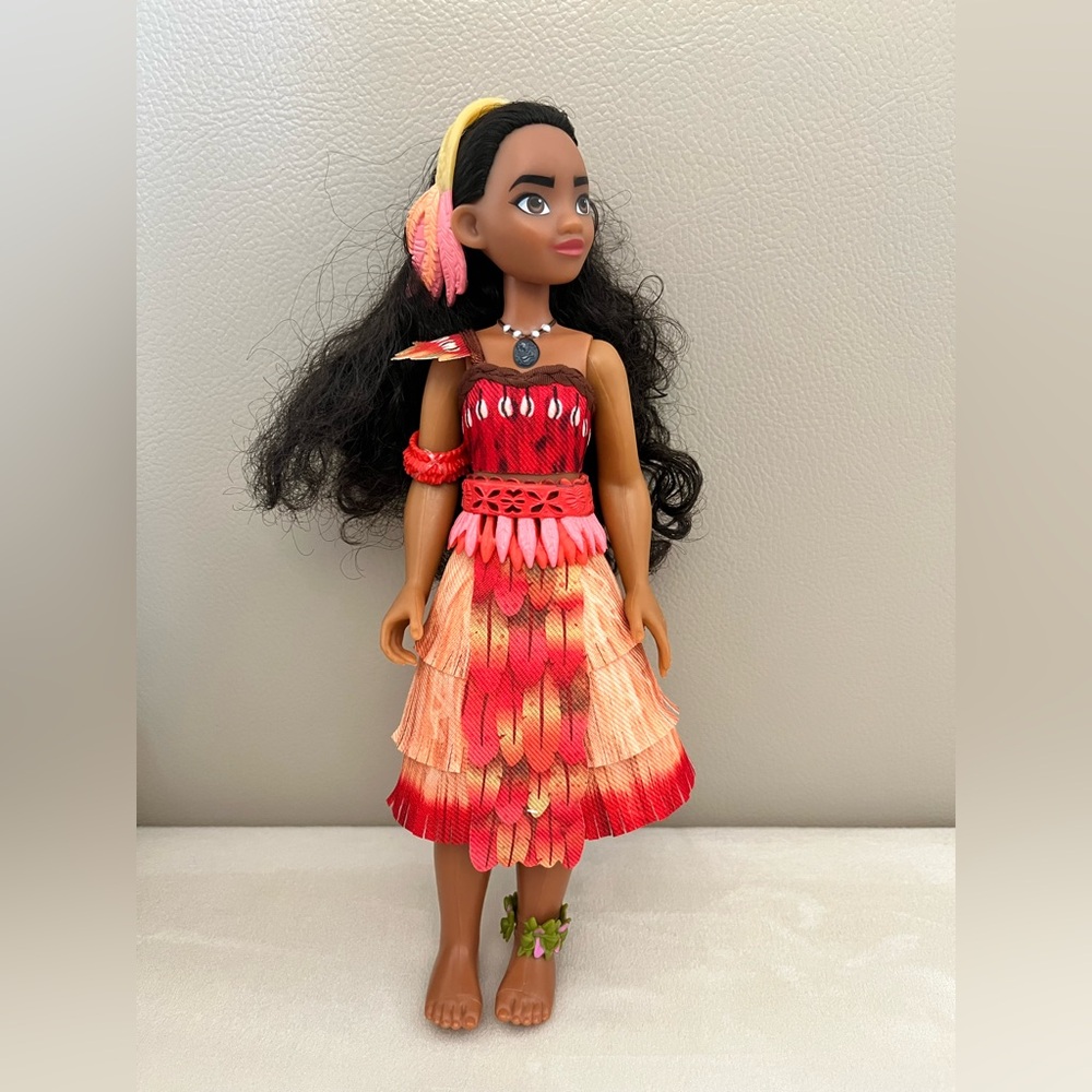 Disney Moana Singing Doll